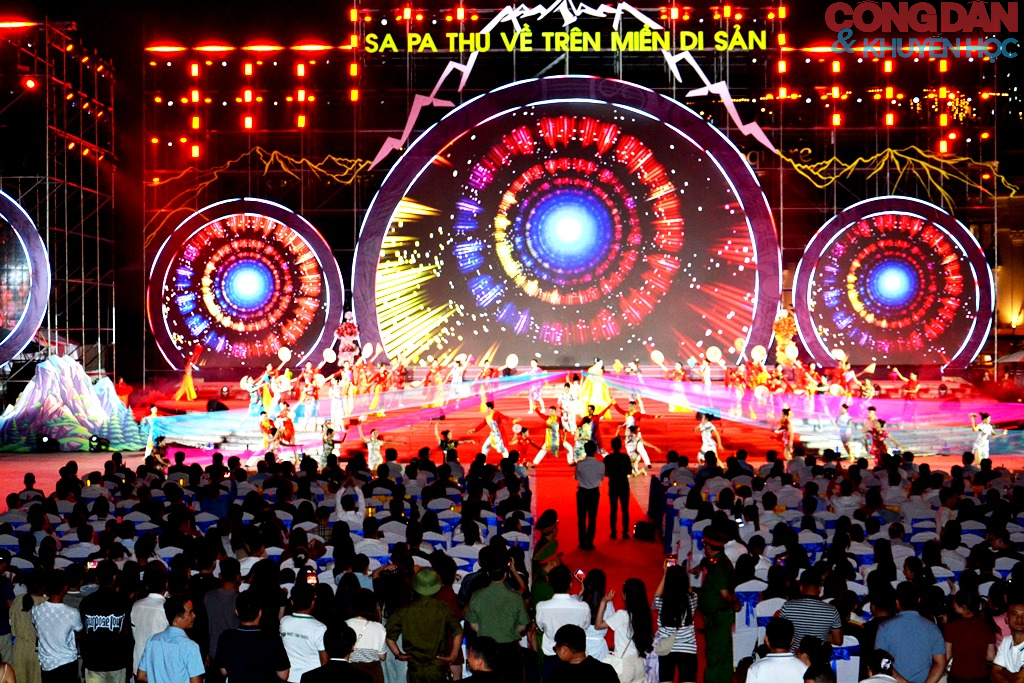 Rực rỡ vũ điệu mùa thu trên sóng lúa vàng Sa Pa - Ảnh 2.