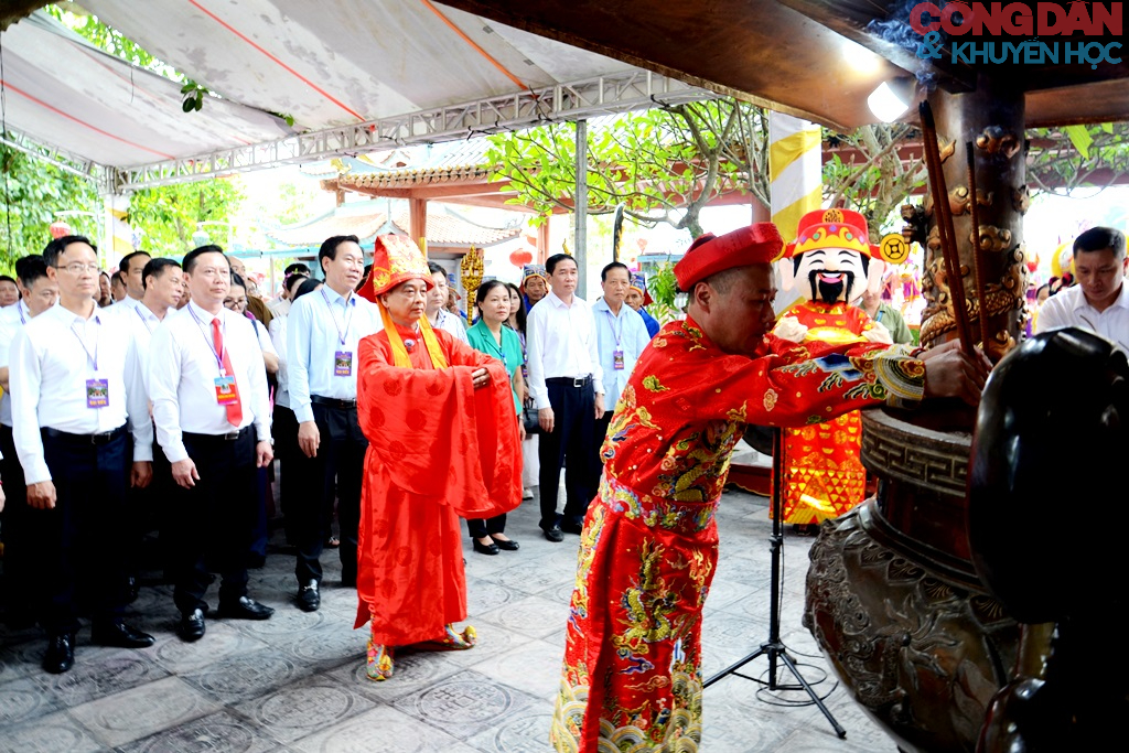 Đền Bảo H&agrave; (L&agrave;o Cai) v&agrave;o ch&iacute;nh lễ 2026 - Ảnh 2.