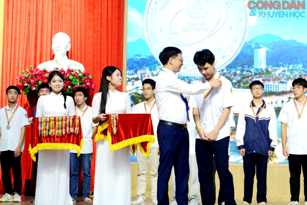 Bế mạc Trại h&egrave; H&ugrave;ng Vương lần thứ XX: T&ocirc;n vinh t&agrave;i năng trẻ, lan tỏa sức mạnh tri thức v&agrave; tinh thần đo&agrave;n kết - Ảnh 4.