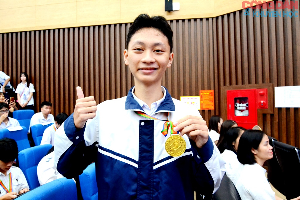 Bế mạc Trại h&egrave; H&ugrave;ng Vương lần thứ XX: T&ocirc;n vinh t&agrave;i năng trẻ, lan tỏa sức mạnh tri thức v&agrave; tinh thần đo&agrave;n kết - Ảnh 8.