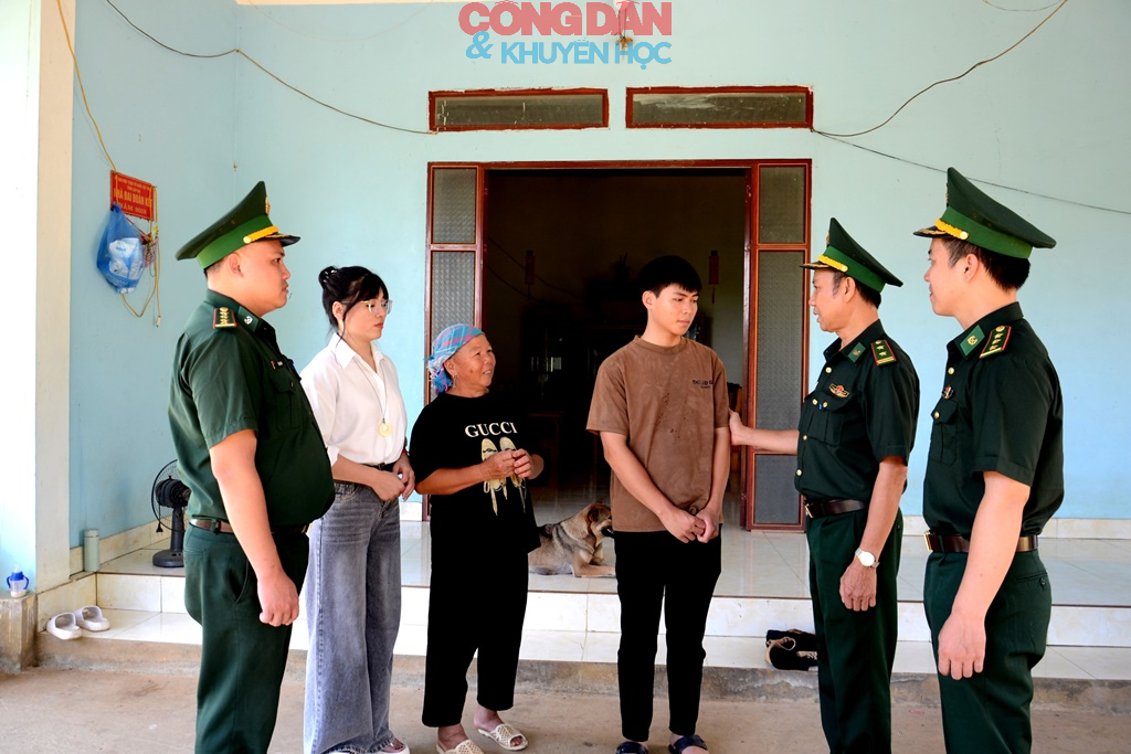 Lời tri &acirc;n những người l&iacute;nh qu&acirc;n h&agrave;m xanh ở Đồn Bản Lầu - Ảnh 1.