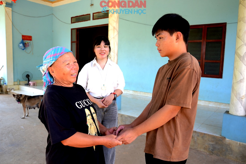 Lời tri &acirc;n những người l&iacute;nh qu&acirc;n h&agrave;m xanh ở Đồn Bản Lầu - Ảnh 2.