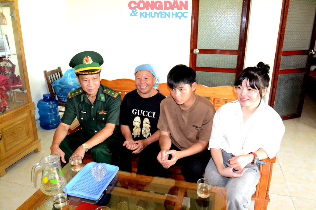 Lời tri &acirc;n những người l&iacute;nh qu&acirc;n h&agrave;m xanh ở Đồn Bản Lầu - Ảnh 3.