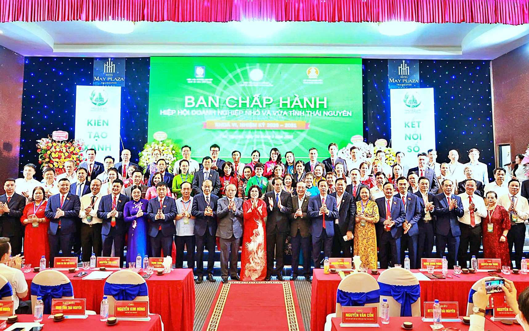 Diễn đàn kinh tế Thủ đô nhấn mạnh động lực tăng trưởng từ nguồn nhân lực chất lượng cao - Ảnh 3.