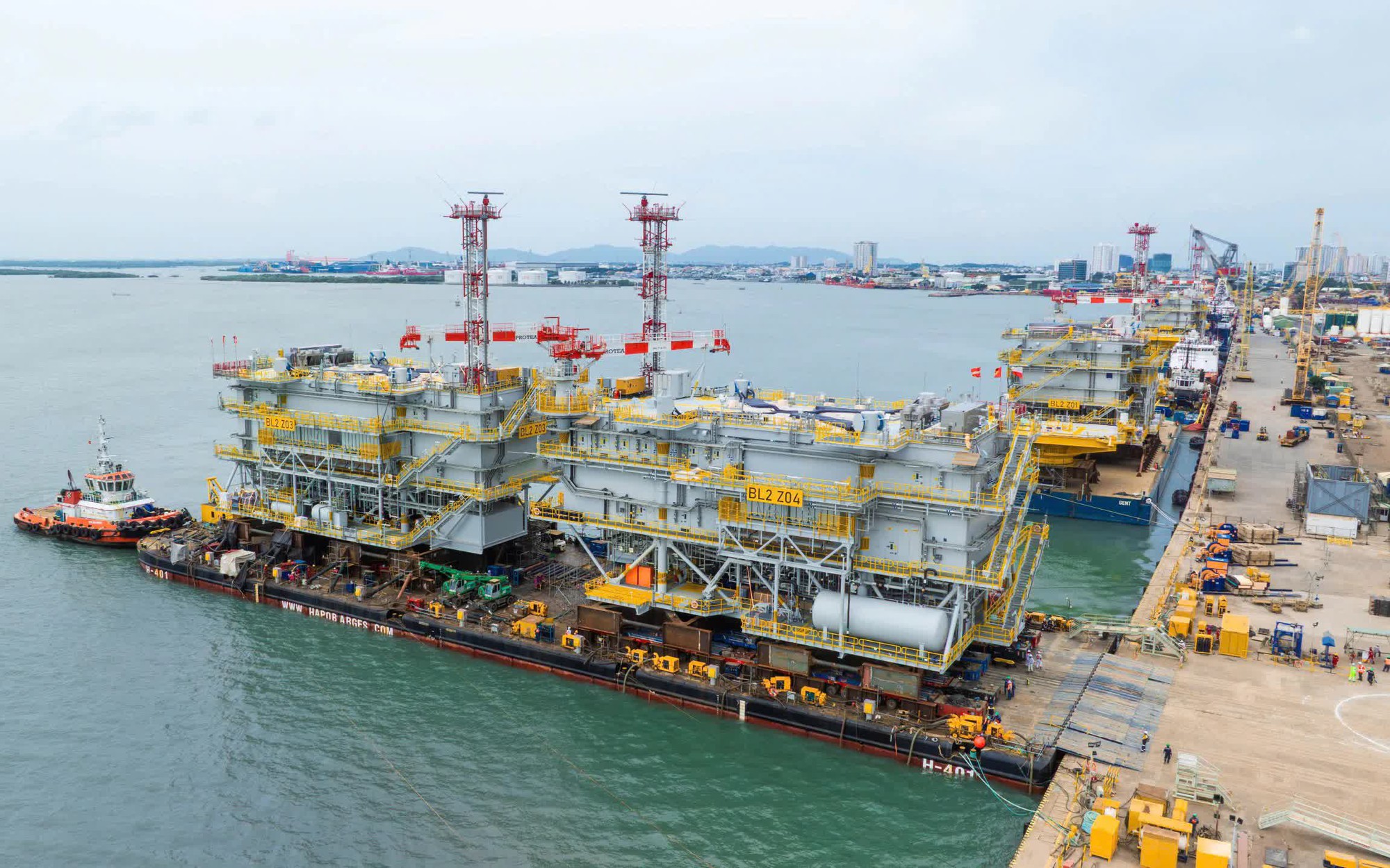 Petrovietnam: L&agrave;m chủ năng lực tổng thầu EPC c&ocirc;ng tr&igrave;nh dầu kh&iacute; ngo&agrave;i khơi - Ảnh 1.