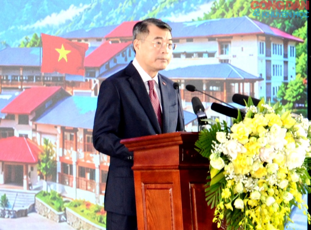 Trường mới thắp s&aacute;ng tương lai tr&ecirc;n n&uacute;i cao bi&ecirc;n giới Mường Khương - Ảnh 4.