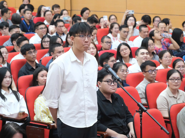 Những l&yacute; do đặc biệt đưa b&aacute;c sĩ nội tr&uacute; đến với c&aacute;c chuy&ecirc;n ng&agrave;nh - Ảnh 1.