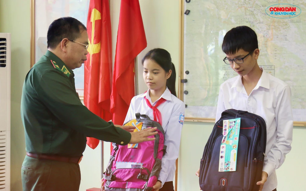 Đường tới học vấn toàn cầu của con nuôi vị tướng Biên phòng - Ảnh 3.