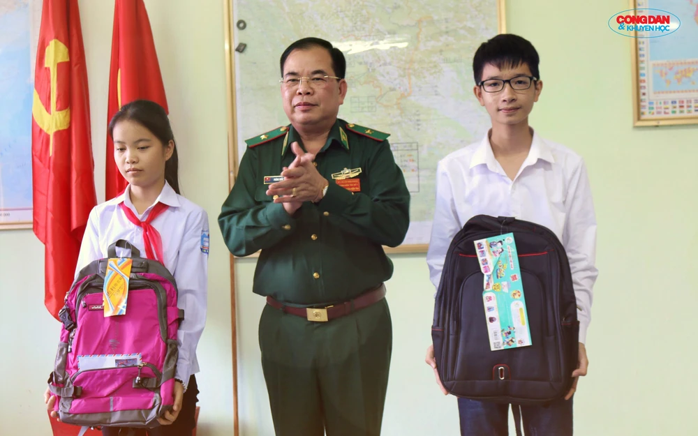 Đường tới học vấn toàn cầu của con nuôi vị tướng Biên phòng - Ảnh 2.