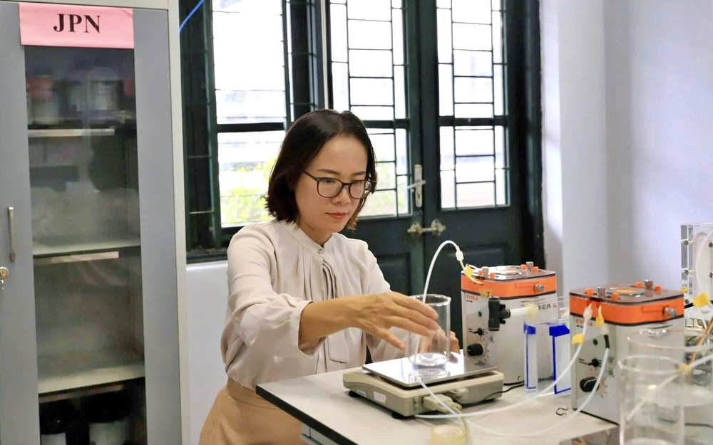 GS.TS Trần Thị Việt Nga: Nh&agrave; khoa học truyền cảm hứng t&igrave;nh y&ecirc;u &ldquo;nước&rdquo; - Ảnh 6.