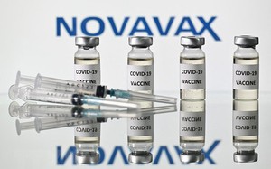 Lo ngại về nguy cơ viêm cơ tim sau khi tiêm vaccine ngừa COVID-19 của Novavax