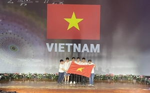 Cả 6/6 học sinh Việt Nam đều đoạt giải Olympic Toán học quốc tế năm 2022