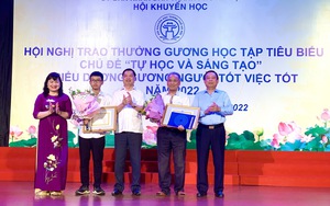 Hà Nội: Trao thưởng gương học tập tiêu biểu và biểu dương gương “người tốt việc tốt” trong công tác khuyến học, khuyến tài