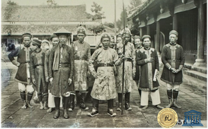 Tới Văn Miếu - Quốc Tử Giám xem triển lãm “Khoa thi Hương cuối thế kỷ XIX” - Ảnh 4.