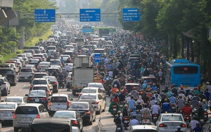 Hà Nội: Đường Nguyễn Trãi vẫn lộn xộn, xe đi sai làn chưa bị xử phạt