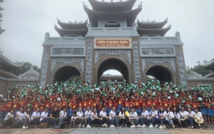 Hỗ trợ 3 thanh thiếu niên đi lạc cách nhà 90km trở về an toàn - Ảnh 4.