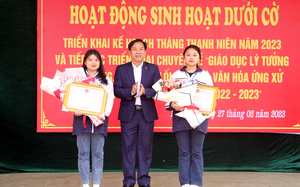 Thái Nguyên: Khen thưởng 2 học sinh trả lại 70 triệu đồng cho người đánh rơi