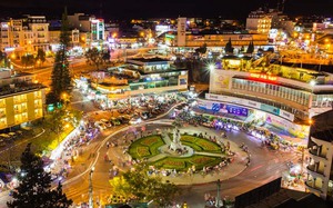 Quảng Ninh hướng đến các trải nghiệm du lịch đêm đẳng cấp để thúc đẩy kinh tế đêm - Ảnh 4.