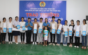 Thanh Hóa: Trao thưởng 39 học sinh học giỏi là con đoàn viên có hoàn cảnh khó khăn