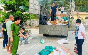20 tấn gà "bẩn", gà ủ muối kém chất lượng chuẩn bị bán ra thị trường bị phát hiện ngăn chặn - Ảnh 9.
