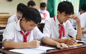 Đề thi vào lớp 10 môn Toán tại Thành phố Hồ Chí Minh