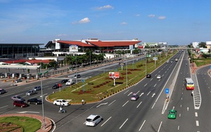 Đề xuất thí điểm thu phí không dừng tại sân bay Nội Bài và Tân Sơn Nhất trong 6 tháng