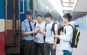 Chào khai giảng, ngành đường sắt giảm giá vé tàu cho học sinh đi nhập học