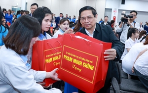 Thủ tướng Chính phủ Phạm Minh Chính: Không để ai không có Tết, không có ai bị bỏ lại phía sau