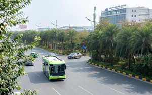 Sẽ có tuyến buýt điện đưa người dân, du khách tham quan các điểm du lịch khu vực Hoàn Kiếm, Ba Đình - Ảnh 3.