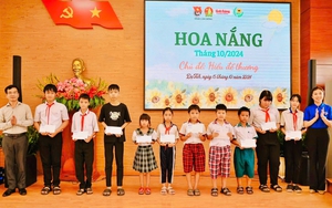 Hội Khuyến học tỉnh Lâm Đồng cùng nhà tài trợ trao học bổng cho học sinh trong tháng khuyến học - Ảnh 3.