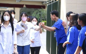 Thành phố Hồ Chí Minh: Điều chỉnh đề thi Ngữ văn vào lớp 10
