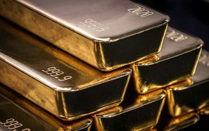 Ngày 20/4: Giá vàng thế giới tăng vọt, trong nước tiếp đà giảm
