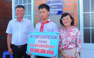 Hội Khuyến học tỉnh Tiền Giang tặng mái ấm khuyến học cho gia đình học sinh nghèo - Ảnh 4.