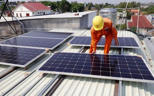 Điện mặt trời m&aacute;i nh&agrave;: Xu hướng sống xanh v&agrave; tiết kiệm 2026 - Ảnh 2.
