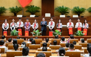 Kỳ họp Hội đồng trẻ em -  cầu nối trẻ em với lãnh đạo, các cơ quan, ban ngành tỉnh Lâm Đồng - Ảnh 5.