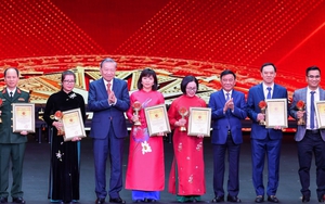 Trao giải cuộc vận động sáng tác văn học nghệ thuật về Nghề báo – Người làm báo Thủ đô và cả nước 2025 - Ảnh 6.