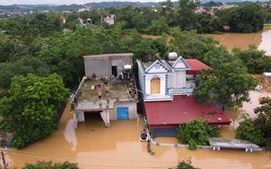 Bão số 11 (Matmo) di chuyển vào Biển Đông, gió giật cấp 15 - Ảnh 4.