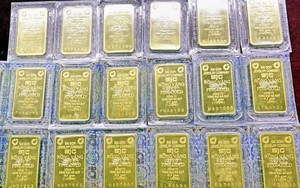 Tăng sốc từng giờ, giá vàng trong nước bứt phá - Ảnh 2.