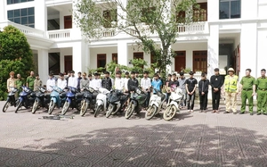 Người đàn ông dùng hung khí đâm trọng thương nhiều người trong bệnh viện - Ảnh 3.