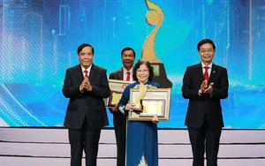 Trường Tiểu học Đo&agrave;n Thị Điểm đ&oacute;n nhận danh hiệu Anh h&ugrave;ng Lao động - Ảnh 3.