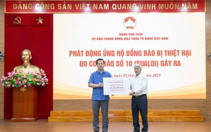 Đã tiếp nhận 752,672 tỷ đồng ủng hộ đồng bào khắc phục hậu quả bão số 10 - Ảnh 2.