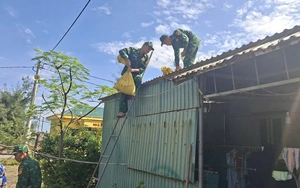 Bão số 11 (Matmo) cách Móng Cái 190km, gió giật cấp 15 - Ảnh 4.