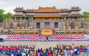 Th&ecirc;m tiền hỗ trợ học ph&iacute; cho học sinh tại Th&agrave;nh phố Hồ Ch&iacute; Minh - Ảnh 4.