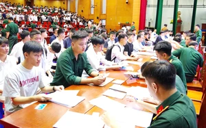 Xu hướng ngừng xét tuyển nhiều tổ hợp truyền thống, thay đổi phương thức xét tuyển đại học năm 2026 - Ảnh 2.