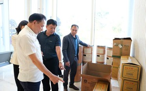 Thủ tướng chỉ đạo tập trung khắc phục hậu quả, khôi phục sản xuất kinh doanh, ổn định đời sống nhân dân sau lũ - Ảnh 4.