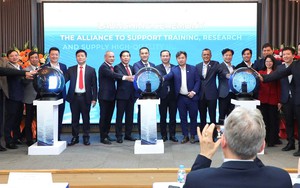 Khởi c&ocirc;ng nh&agrave; m&aacute;y chế tạo chip b&aacute;n dẫn đầu ti&ecirc;n tại Việt Nam - Ảnh 6.