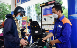 Giá xăng dầu tăng nhẹ từ 15 giờ ngày 13/11- Ảnh 2.