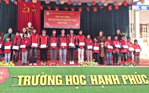 Trao học bổng Quỹ Khuyến học Việt Nam tặng 50 em học sinh Lạng Sơn - Ảnh 5.