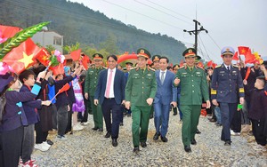 Tổng B&iacute; thư T&ocirc; L&acirc;m l&agrave;m việc với Ban Chấp h&agrave;nh Đảng bộ tỉnh Cao Bằng - Ảnh 4.