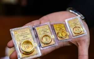 Giá vàng ngày 9/12 bất ngờ sụt giảm, nguyên nhân do đâu?- Ảnh 2.